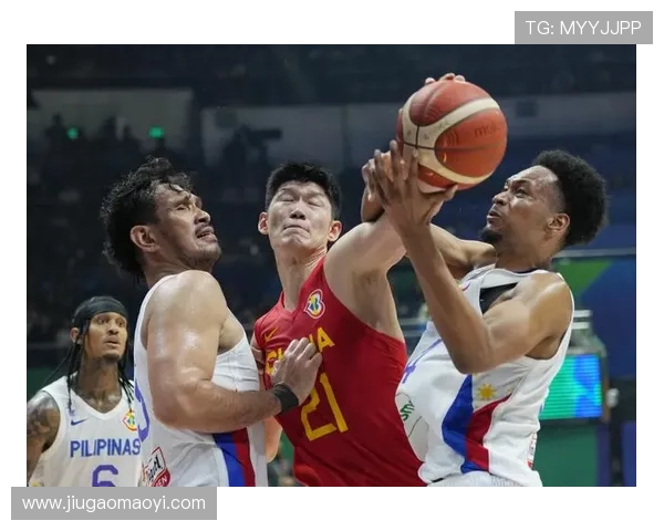 中国男篮迎战菲律宾,力争提前锁定世界杯四强席位 中国男篮迎战菲律宾,力争提前锁定世界杯四强席位