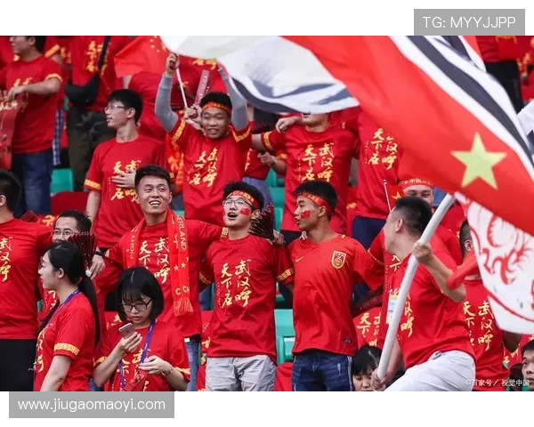 国足逆转取胜展现顽强斗志 新星崛起点燃球迷激情