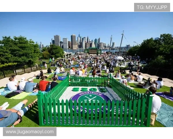 温布尔登网球俱乐部发布最新赛事安排与草地场地改造计划