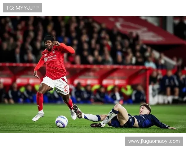 诺丁汉森林足球俱乐部历史辉煌与未来挑战的双重探索