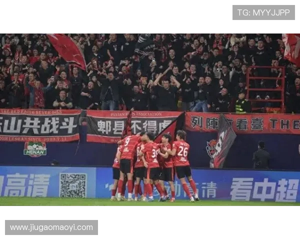 多支球队补强动作频出新赛季冠军争夺巅峰大战全面升温激烈来袭中