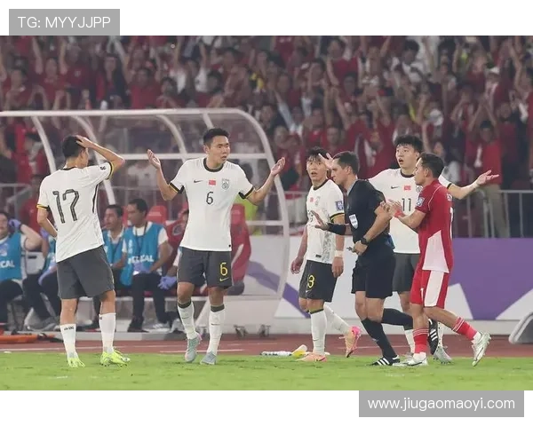 国足世预赛迎关键一战主帅调整阵容力求突破困局球迷期待新星爆发